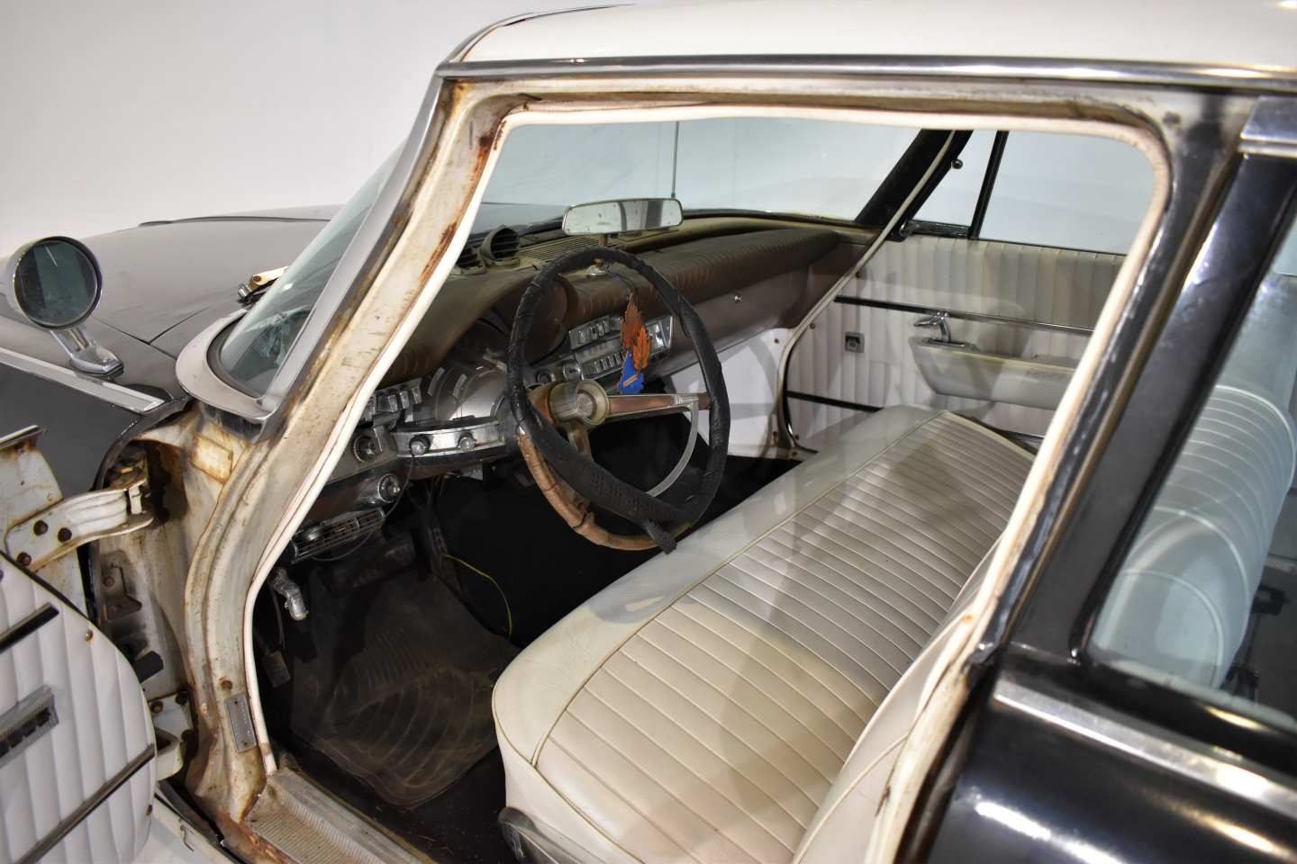 8th Image of a 1962 CHRYSLER NEW YORKER