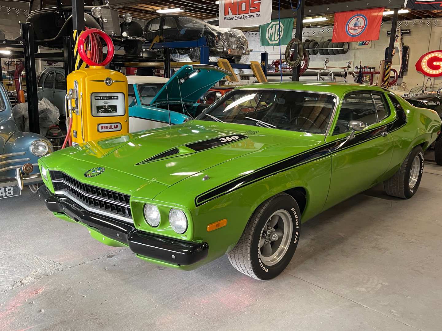 4th Image of a 1973 PLYMOUTH ROADRUNNER