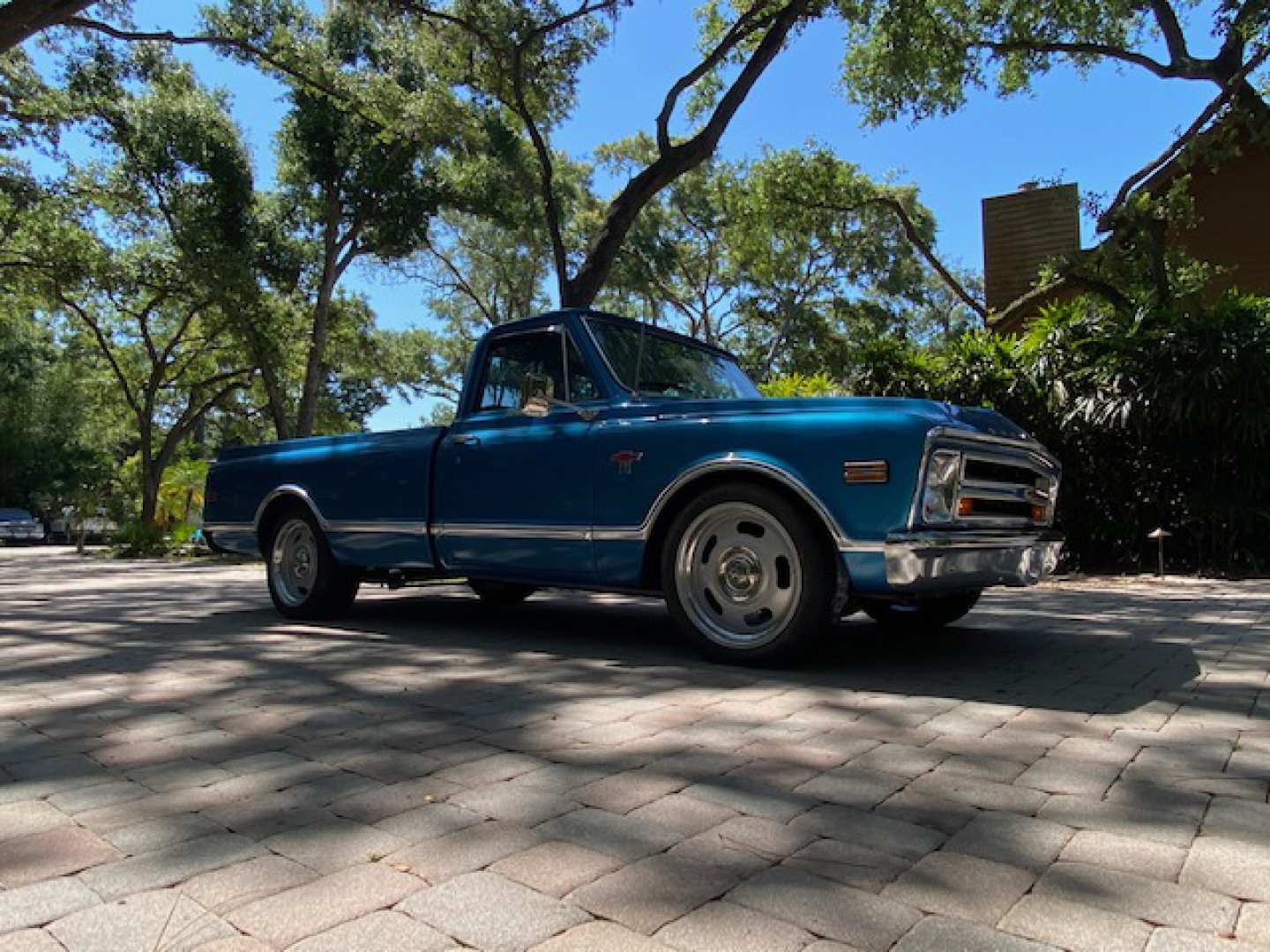 2nd Image of a 1968 CHEVROLET C10