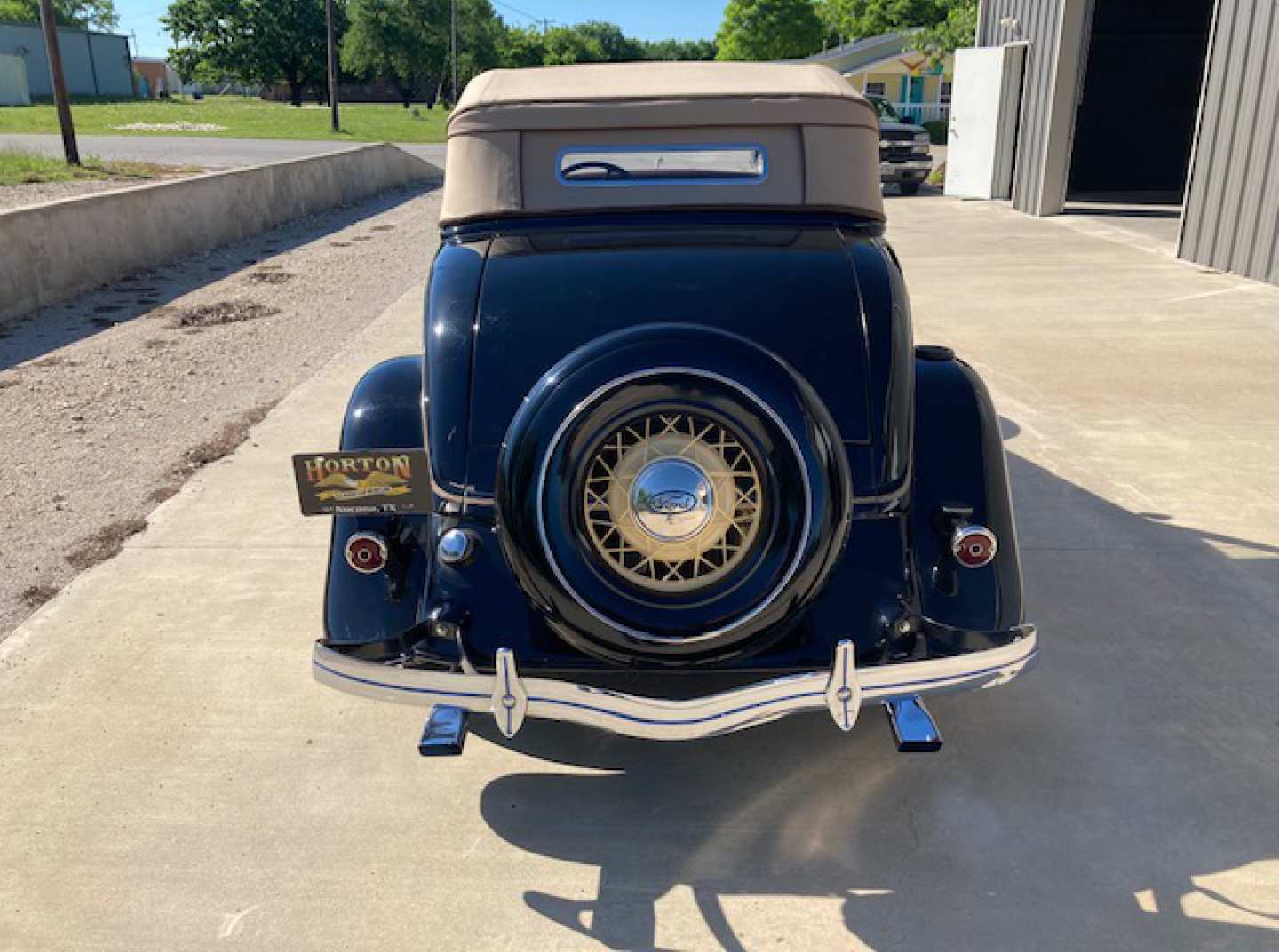 3rd Image of a 1934 FORD CABRIOLET