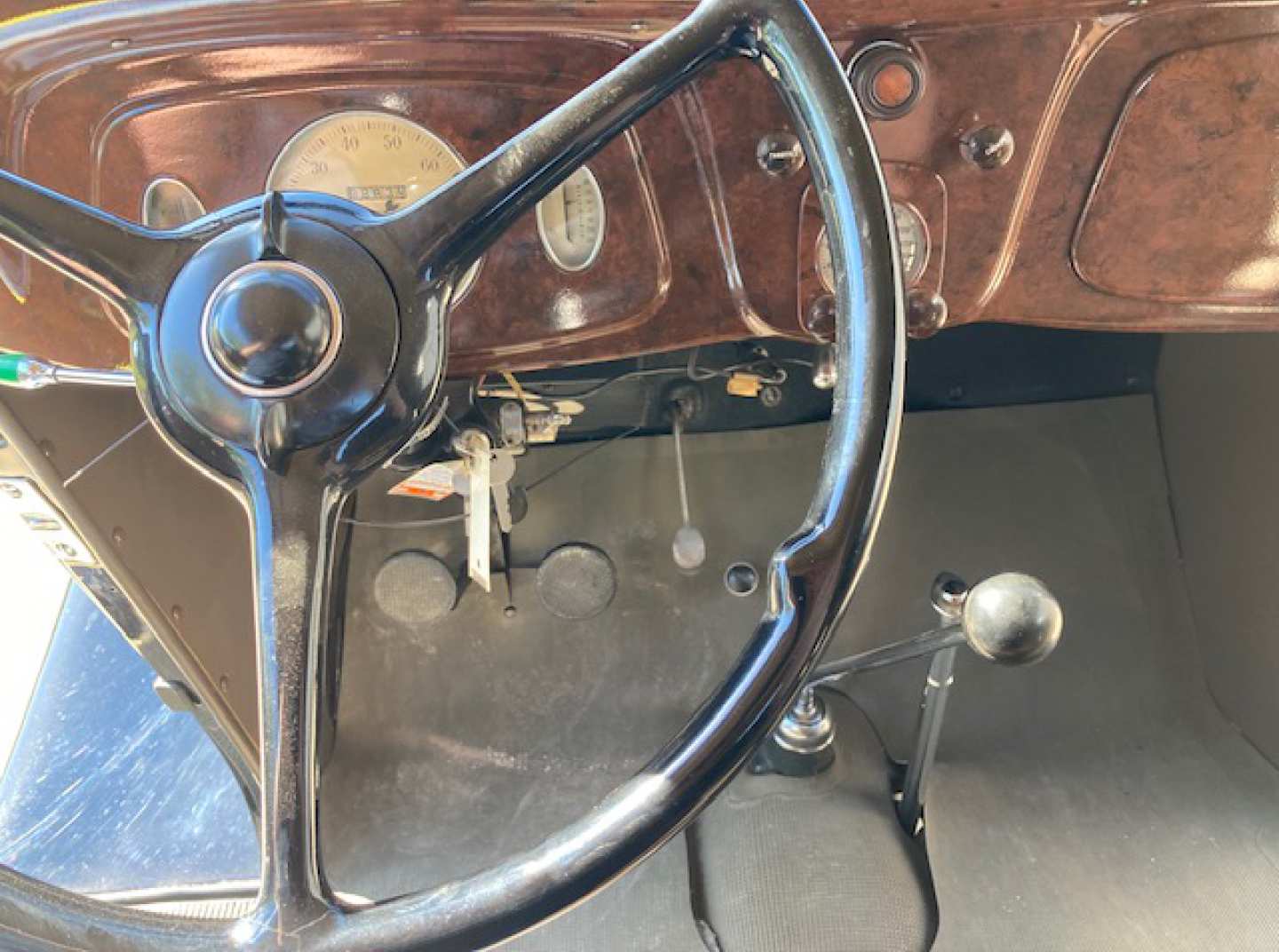 6th Image of a 1934 FORD CABRIOLET