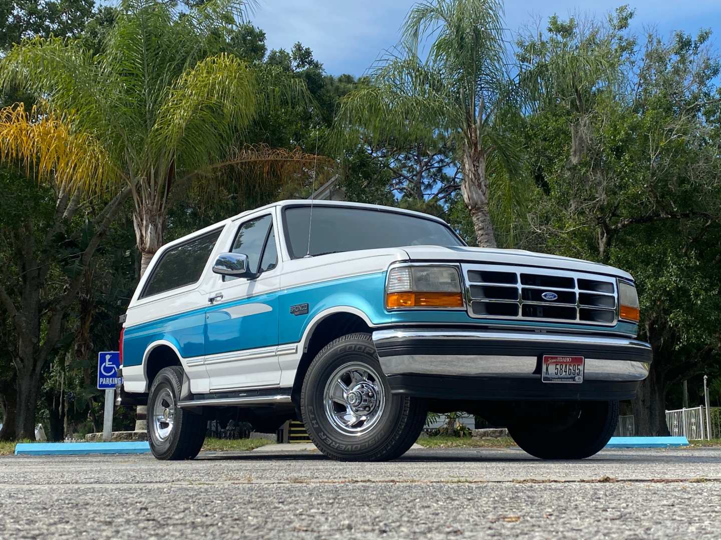 0th Image of a 1995 FORD BRONCO XLT