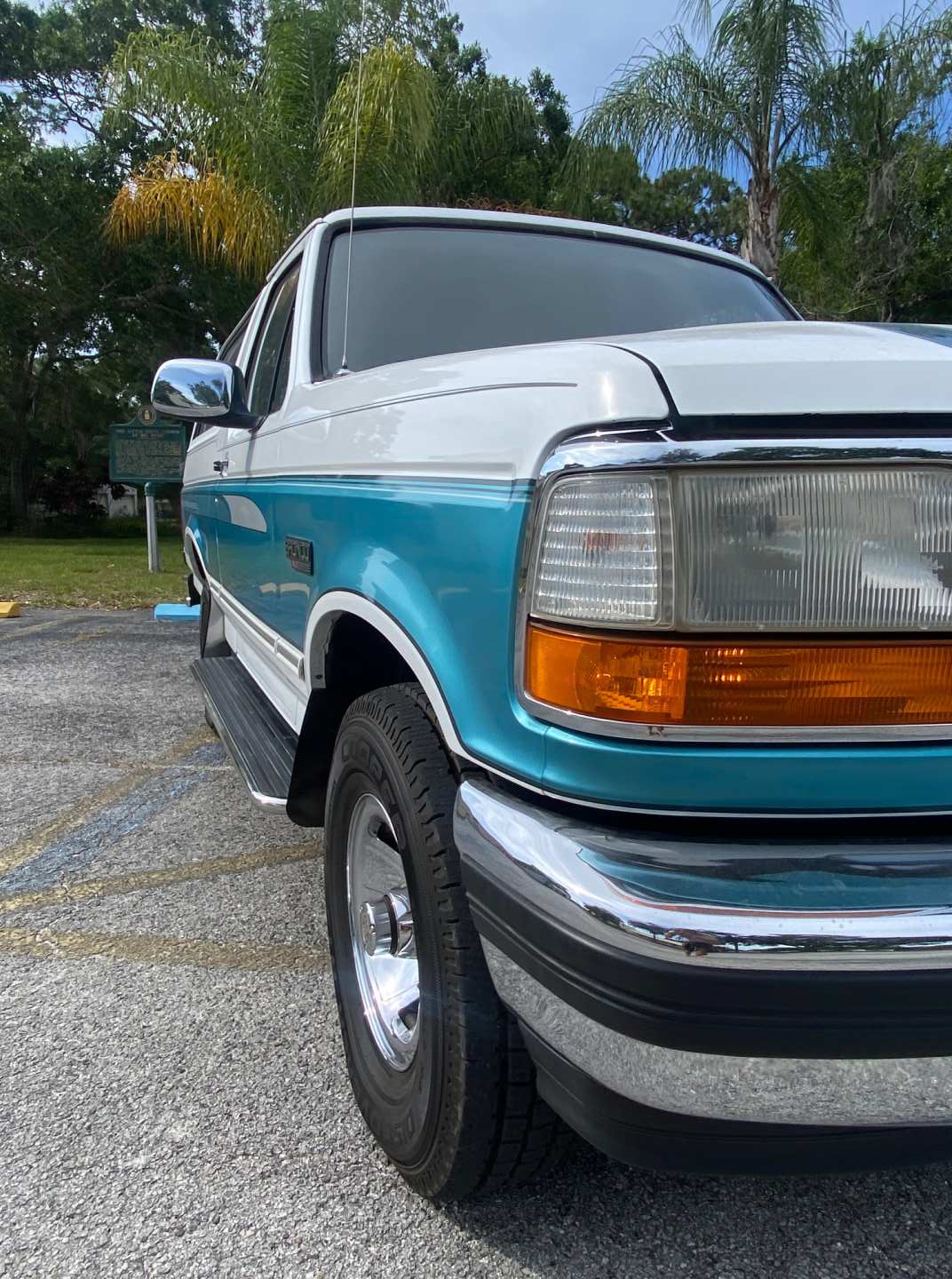 6th Image of a 1995 FORD BRONCO XLT