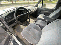 Image 11 of 15 of a 1995 FORD BRONCO XLT