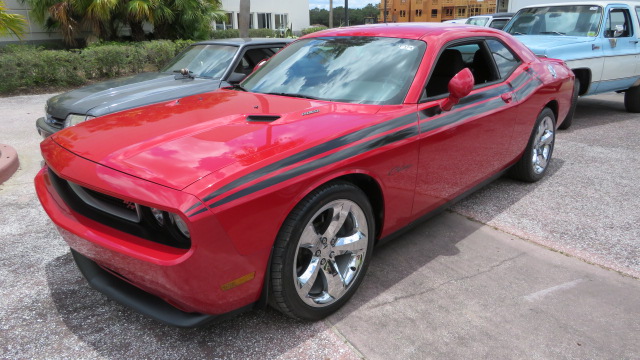 1st Image of a 2013 DODGE CHALLENGER R/T