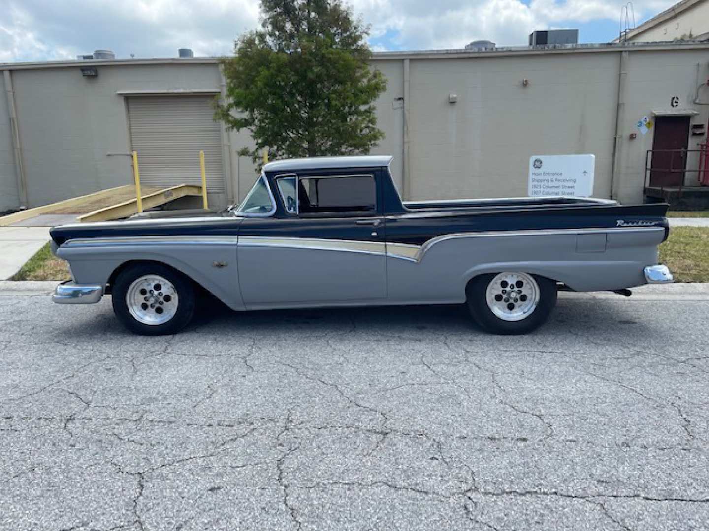 4th Image of a 1957 FORD RANCHERO