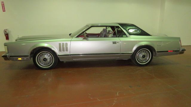 3rd Image of a 1978 LINCOLN MARK IV