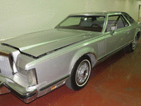 Image 3 of 14 of a 1978 LINCOLN MARK IV