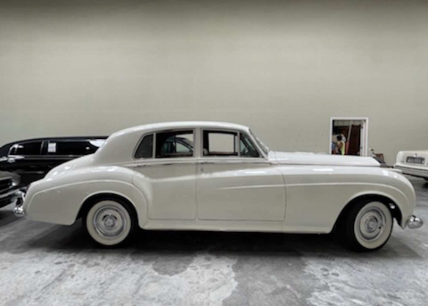 4th Image of a 1960 ROLLS ROYCE SILVER CLOUD II