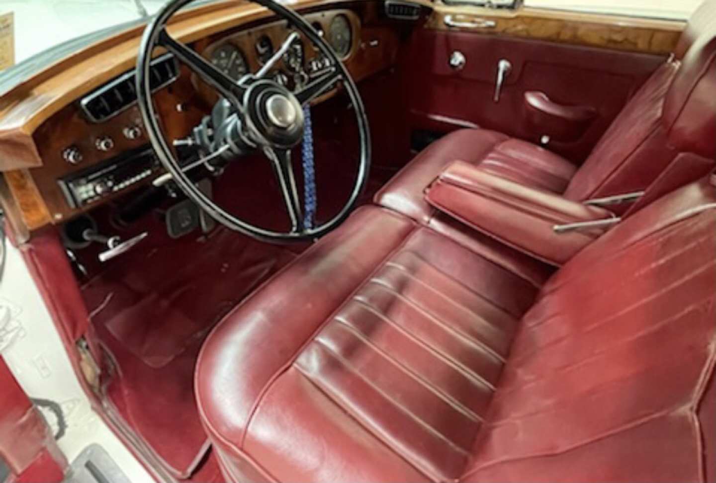 6th Image of a 1960 ROLLS ROYCE SILVER CLOUD II