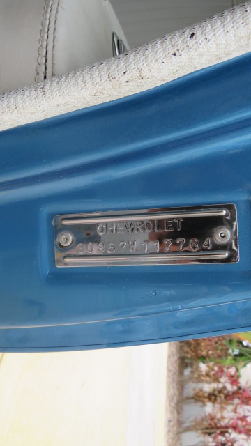 3rd Image of a 1963 CHEVROLET CORVAIR