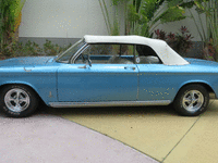 Image 3 of 13 of a 1963 CHEVROLET CORVAIR