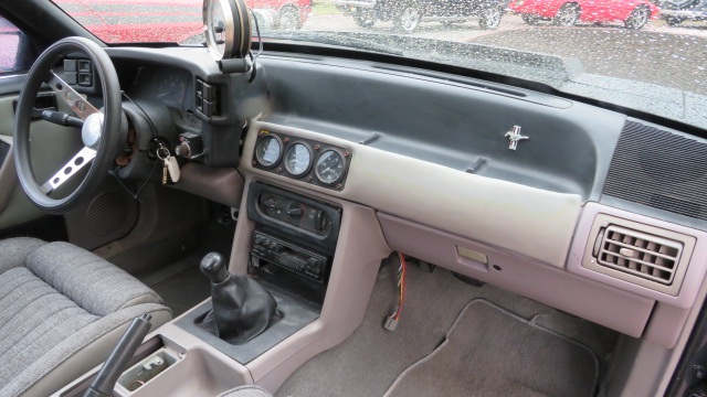 5th Image of a 1991 FORD MUSTANG LX
