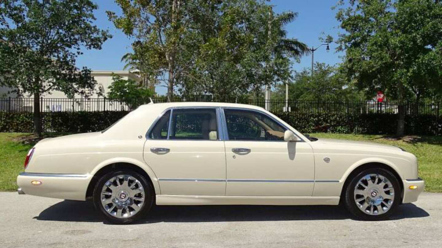 6th Image of a 2006 BENTLEY ARNAGE R