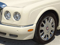 Image 10 of 59 of a 2006 BENTLEY ARNAGE R