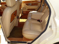 Image 21 of 59 of a 2006 BENTLEY ARNAGE R