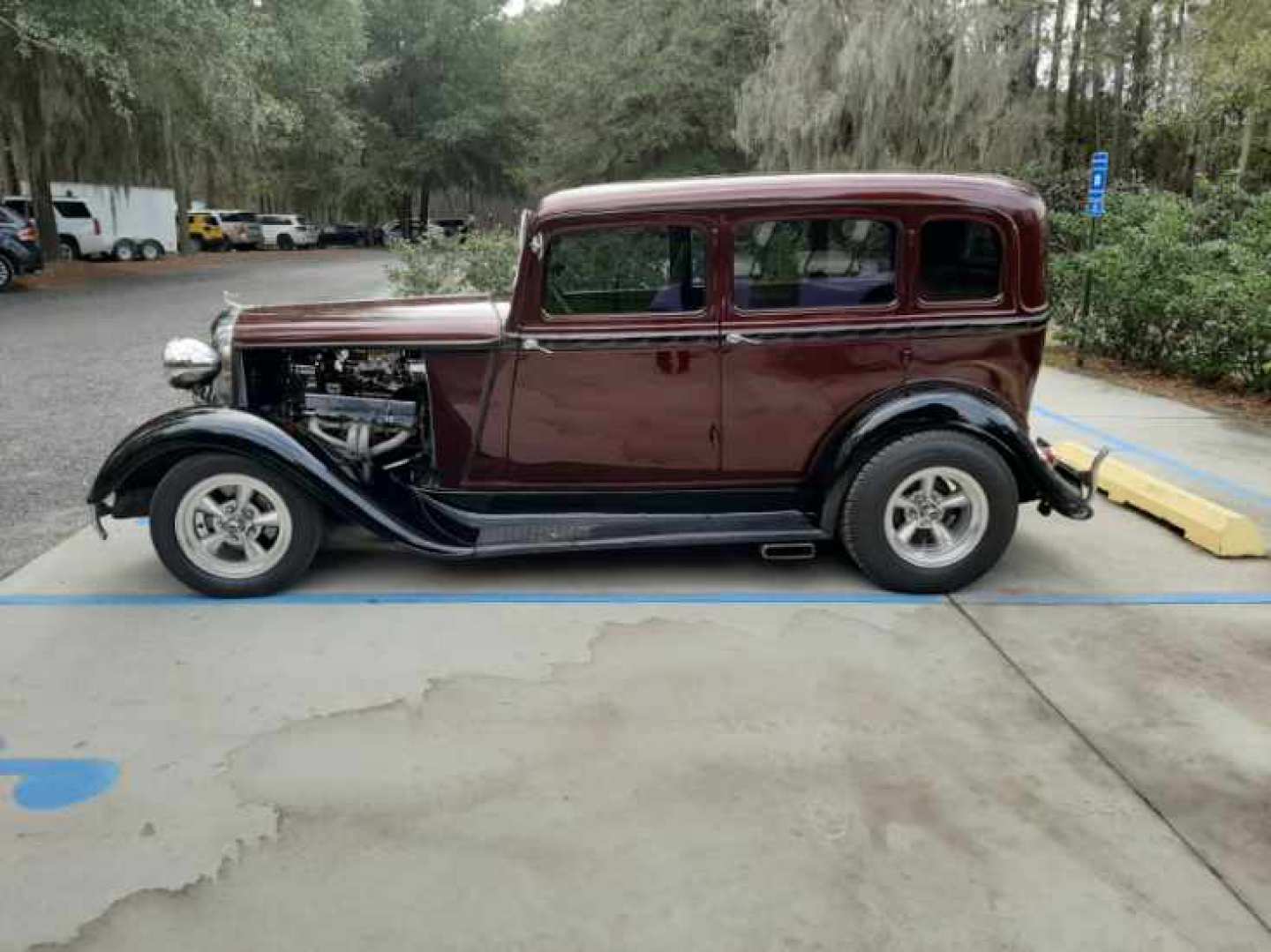 2nd Image of a 1933 PLYMOUTH SEDAN