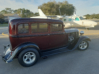 Image 4 of 9 of a 1933 PLYMOUTH SEDAN