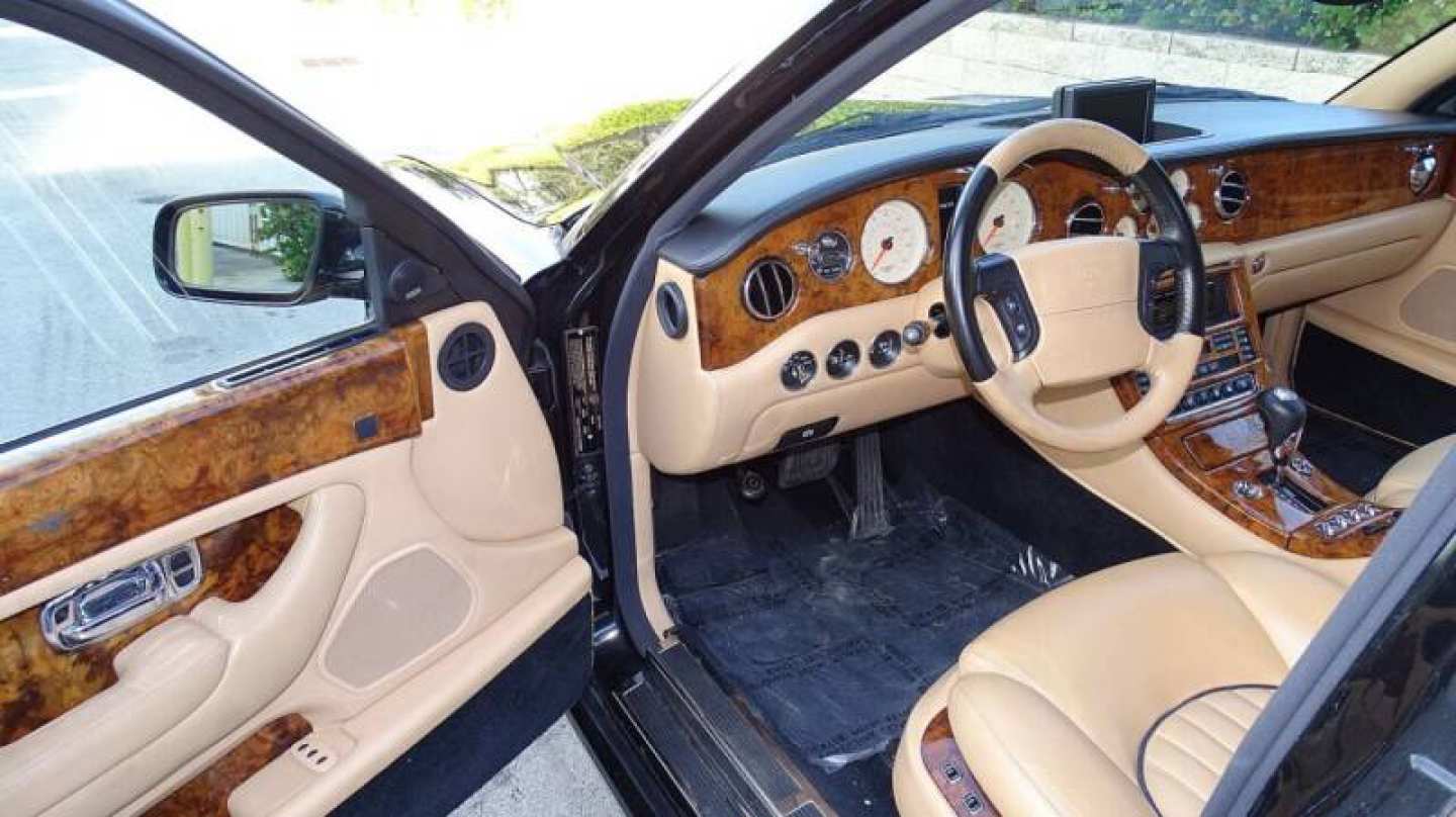 16th Image of a 2002 BENTLEY ARNAGE RED LABEL