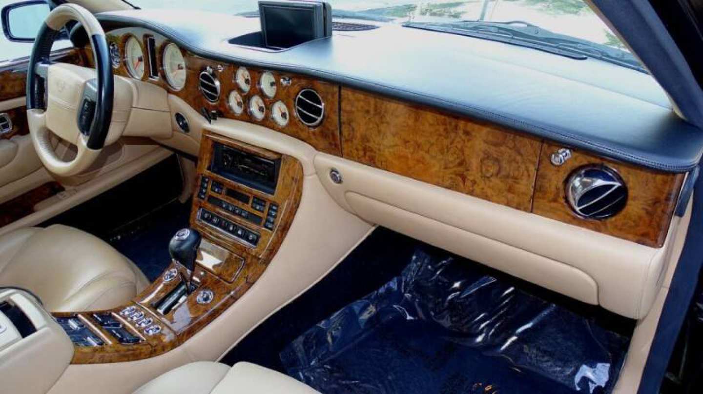 20th Image of a 2002 BENTLEY ARNAGE RED LABEL
