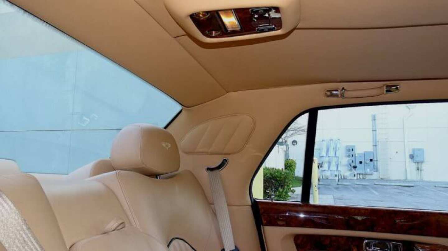 24th Image of a 2002 BENTLEY ARNAGE RED LABEL