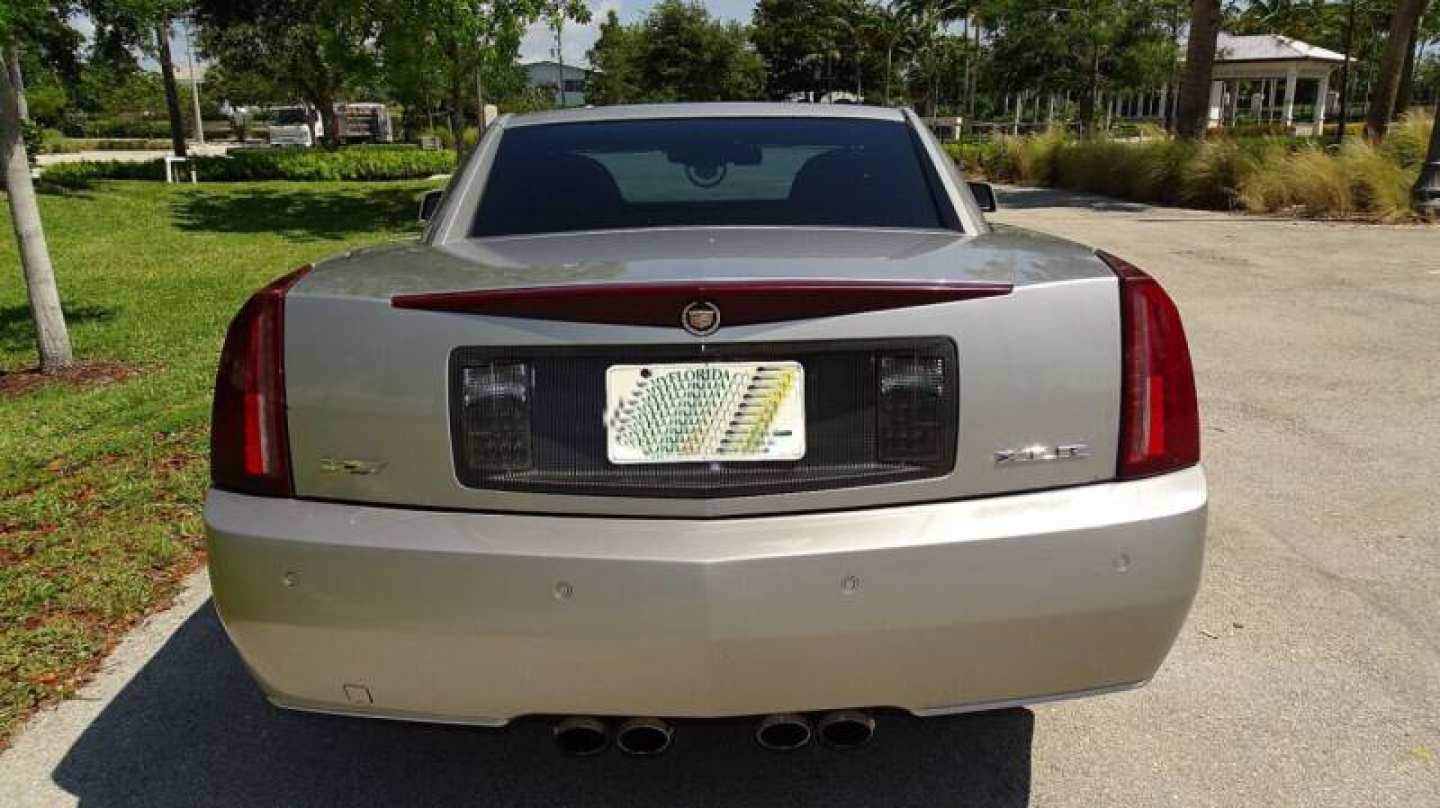 11th Image of a 2007 CADILLAC XLR-V