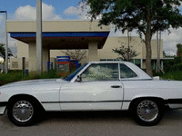 Image 3 of 52 of a 1987 MERCEDES-BENZ 560 560SL