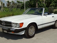 Image 9 of 52 of a 1987 MERCEDES-BENZ 560 560SL