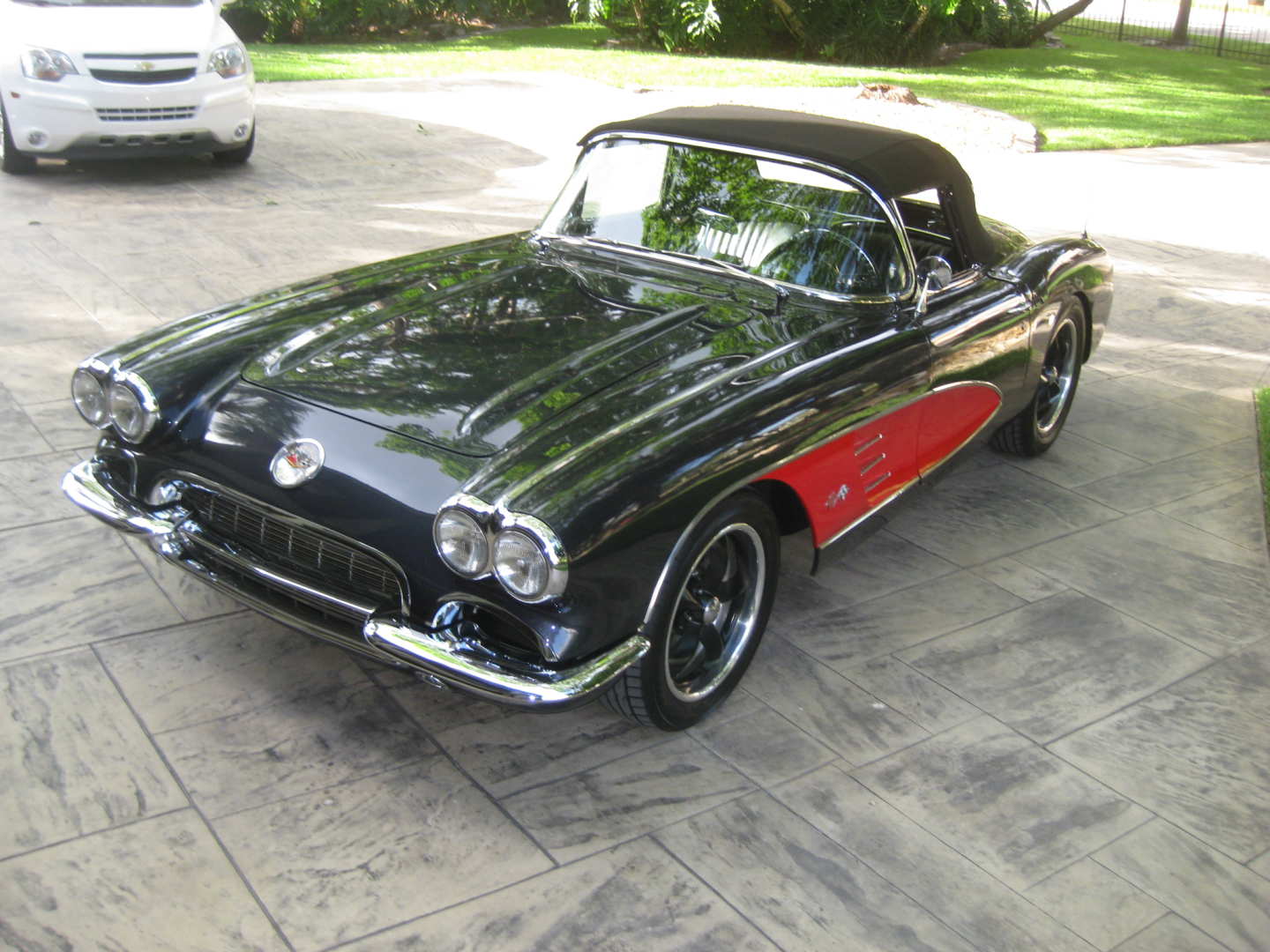 4th Image of a 1960 CHEVROLET CORVETTE