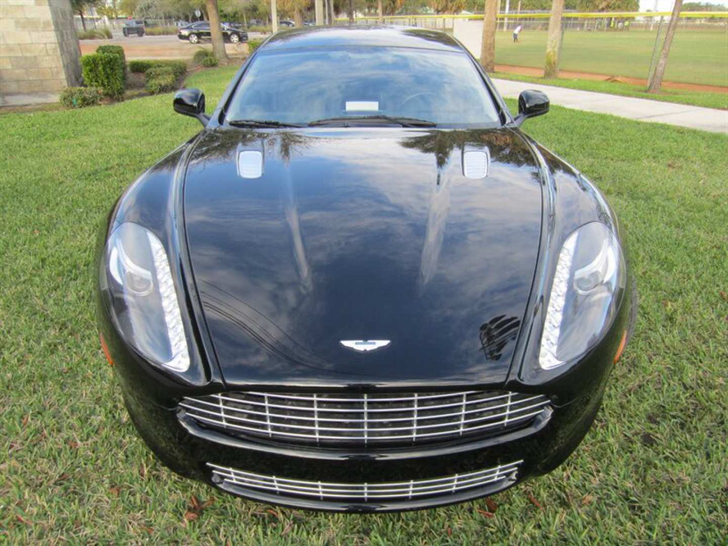 4th Image of a 2011 ASTON MARTIN RAPIDE