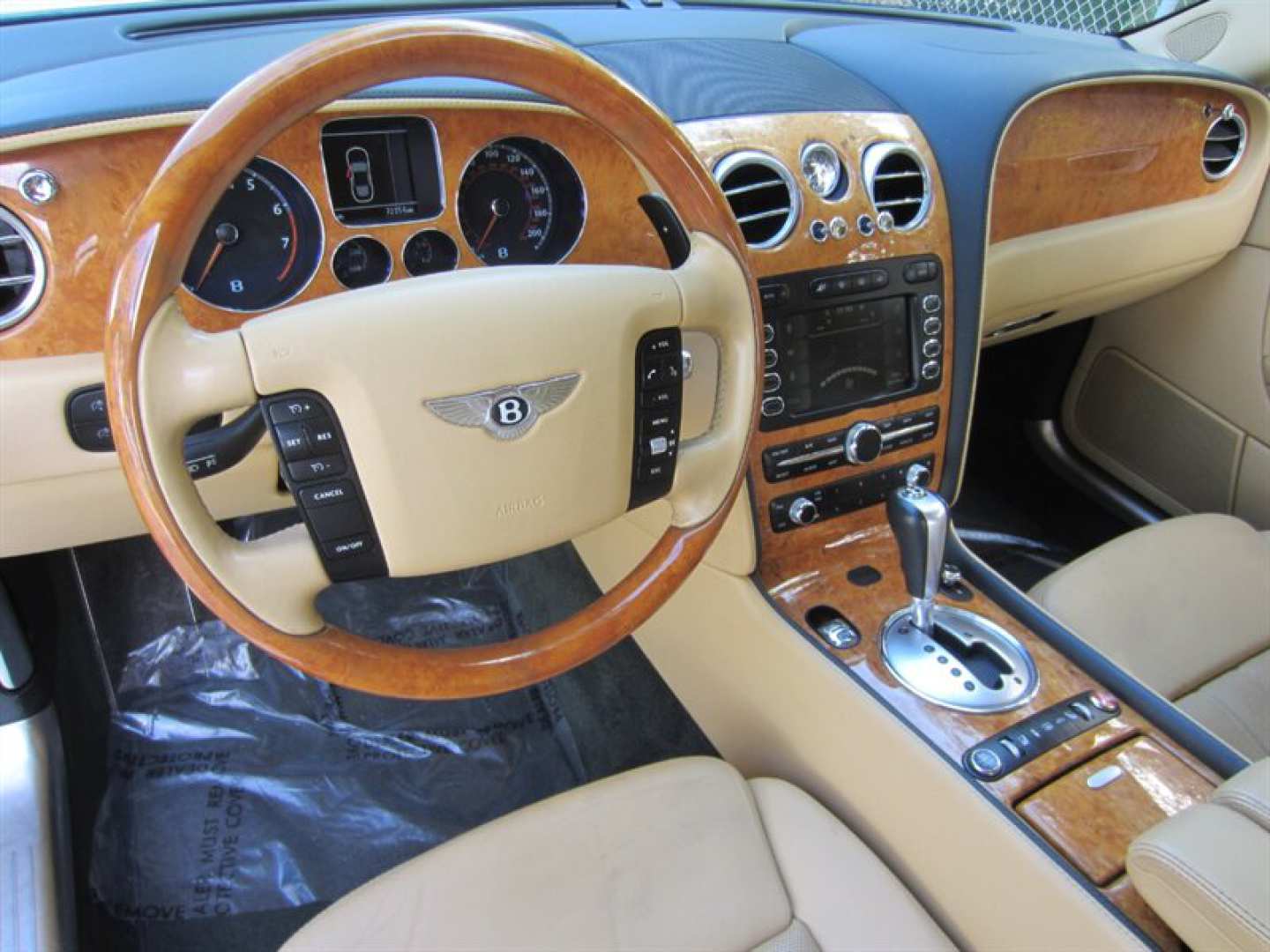 10th Image of a 2009 BENTLEY CONTINENTAL FLYING SPUR