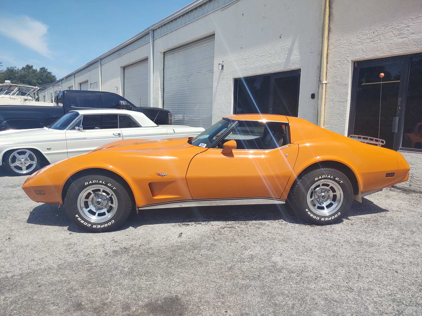 1st Image of a 1977 CHEVROLET CORVETTE