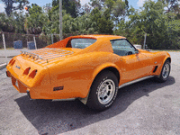 Image 7 of 17 of a 1977 CHEVROLET CORVETTE