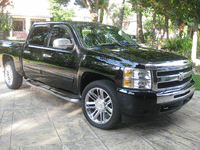 Image 2 of 15 of a 2010 CHEVROLET SILVERADO 1500 LT