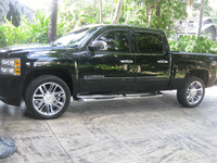 Image 7 of 15 of a 2010 CHEVROLET SILVERADO 1500 LT