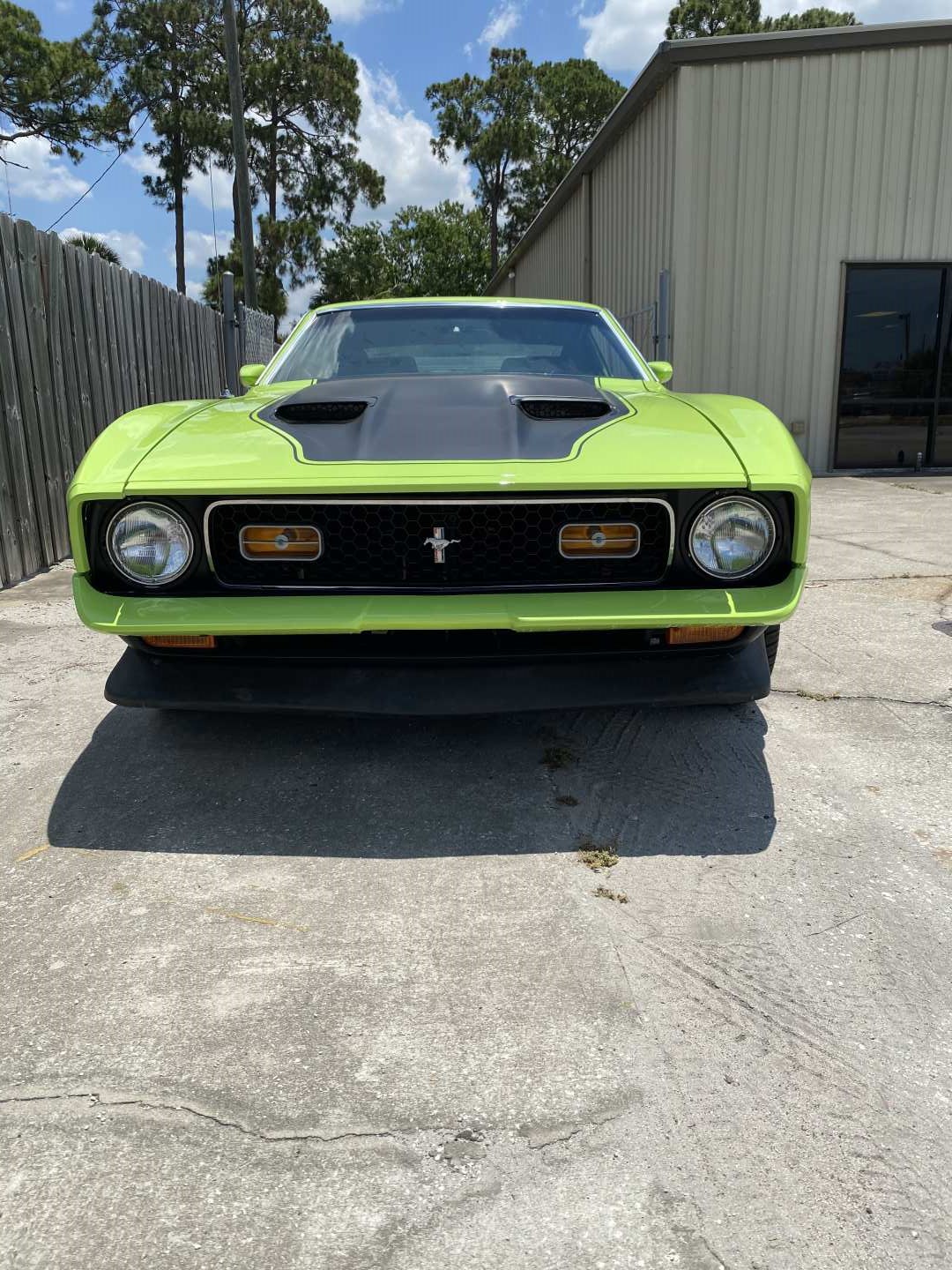 2nd Image of a 1971 FORD MUSTANG