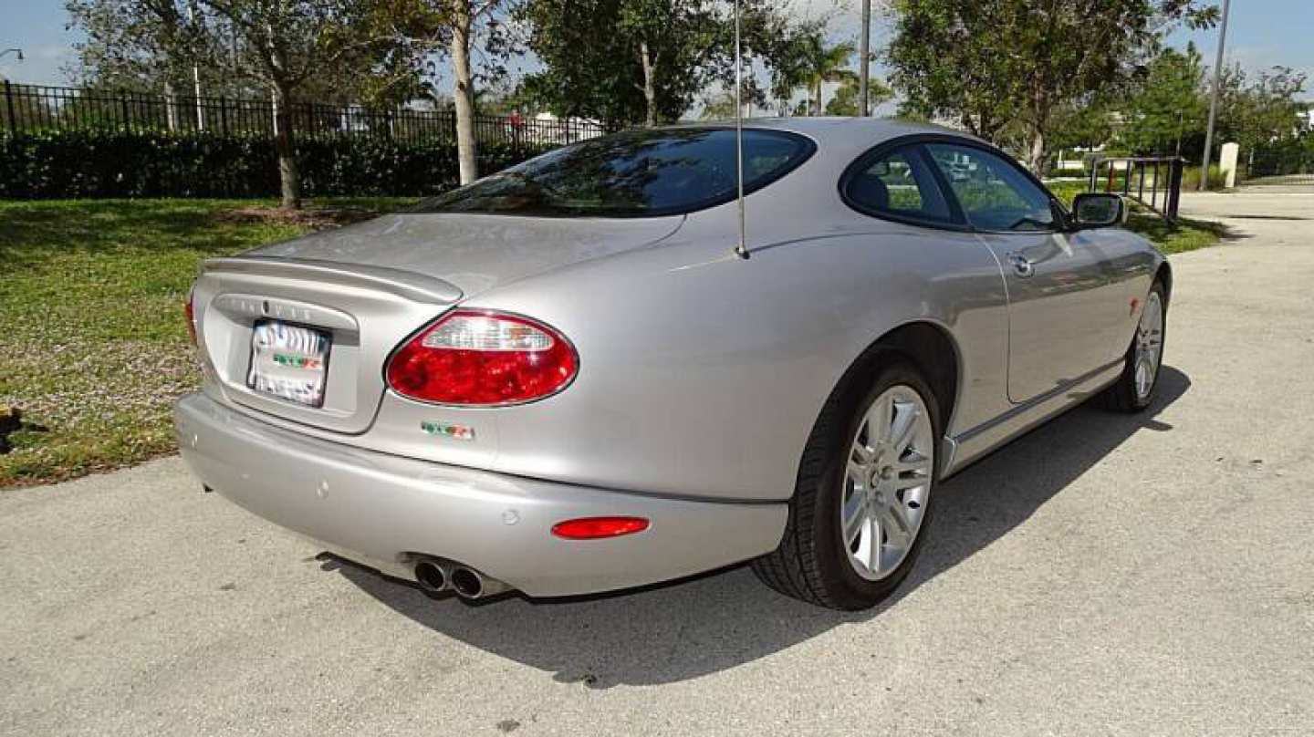 5th Image of a 2006 JAGUAR XKR XK