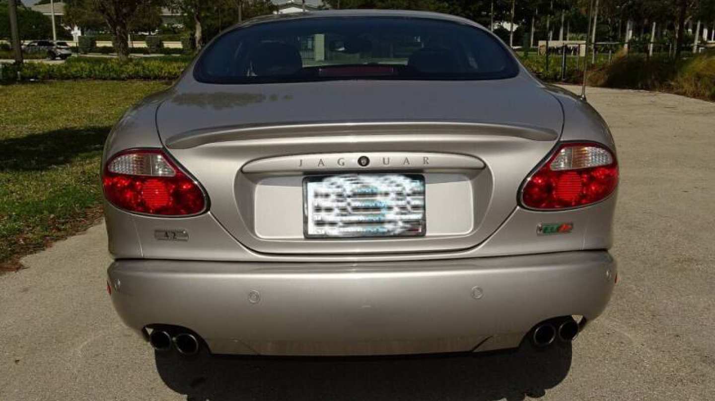 8th Image of a 2006 JAGUAR XKR XK