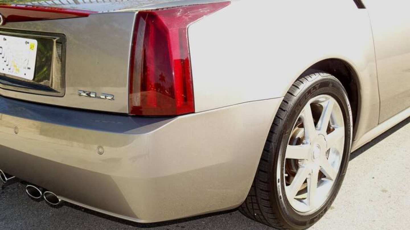 9th Image of a 2004 CADILLAC XLR ROADSTER