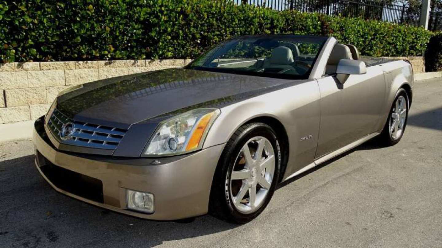51st Image of a 2004 CADILLAC XLR ROADSTER