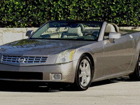 Image 2 of 54 of a 2004 CADILLAC XLR ROADSTER