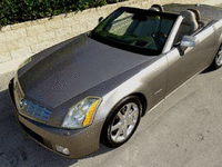 Image 4 of 54 of a 2004 CADILLAC XLR ROADSTER
