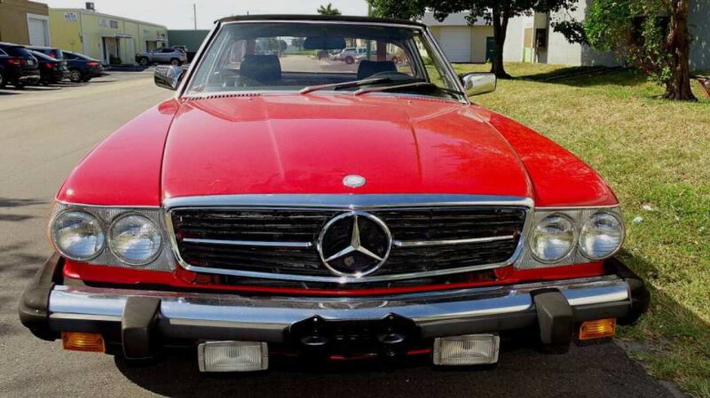 12th Image of a 1985 MERCEDES-BENZ 380SL