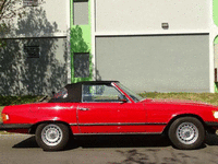 Image 5 of 47 of a 1985 MERCEDES-BENZ 380SL