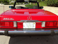 Image 10 of 47 of a 1985 MERCEDES-BENZ 380SL