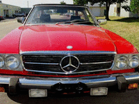 Image 13 of 47 of a 1985 MERCEDES-BENZ 380SL