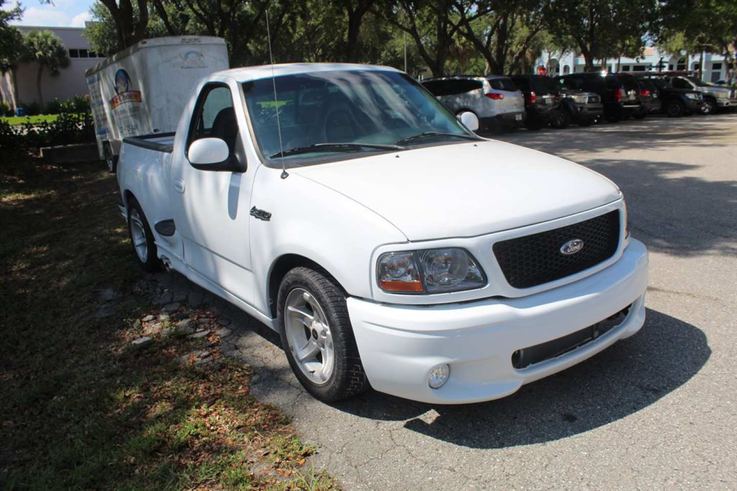 0th Image of a 1999 FORD F-150 SVT LIGHTNING