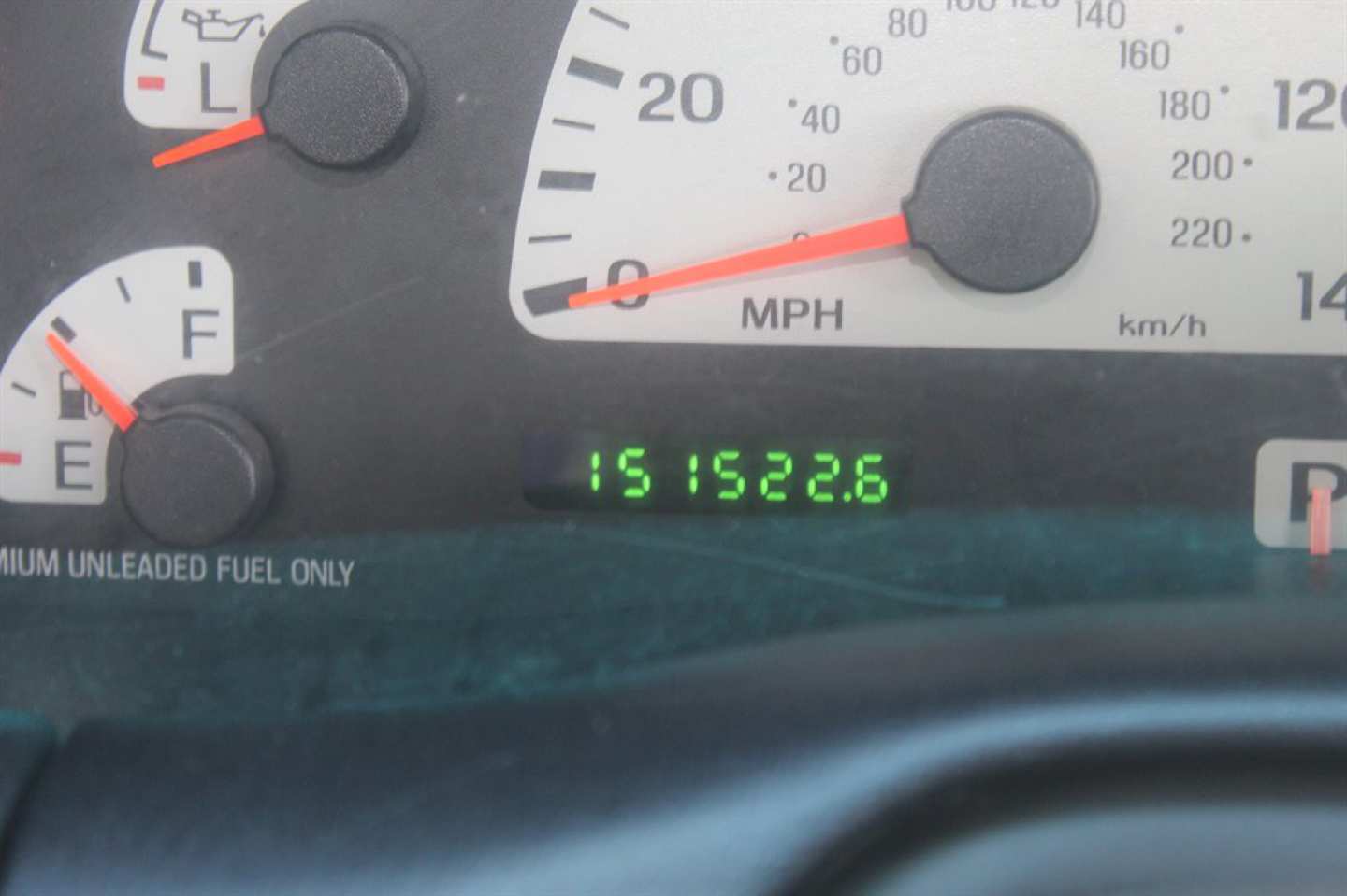 16th Image of a 1999 FORD F-150 SVT LIGHTNING