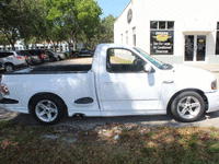 Image 6 of 20 of a 1999 FORD F-150 SVT LIGHTNING