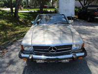 Image 12 of 24 of a 1989 MERCEDES-BENZ 560 560SL